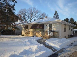 1479 Winchell St, Saint Paul, MN 55106