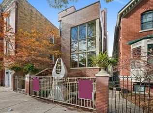 1752 N Hoyne Ave, Chicago, IL 60647