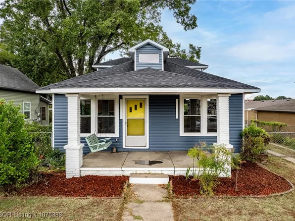8 N 15th St, Van Buren, AR 72956