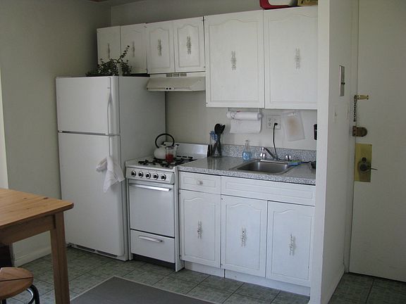 4th image of 3600 Conshohocken Ave APT 2112A