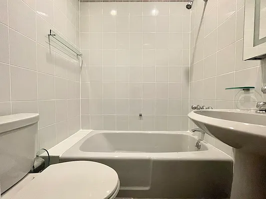 Rented by Compass | media 11