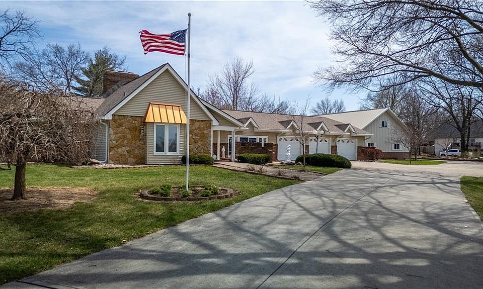 1st image of 2303 Lynn Rd