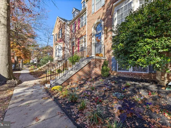 10018 Greenspire Way, Bowie, MD 20721