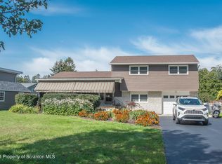 223 Lake Scranton Rd, Scranton, PA 18505