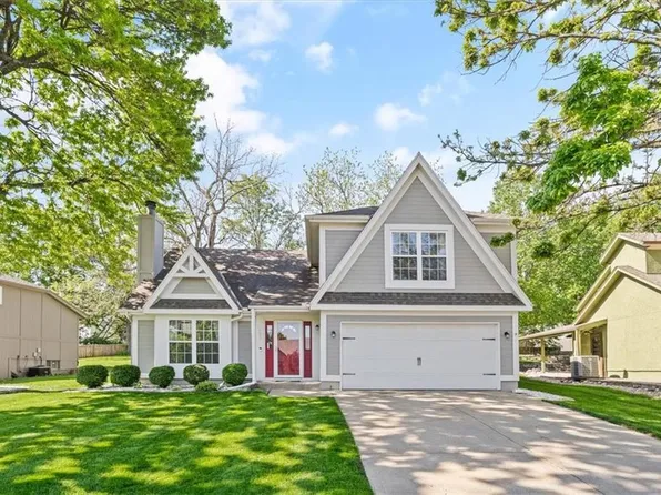 1633 N Hunter Dr, Olathe, KS 66061