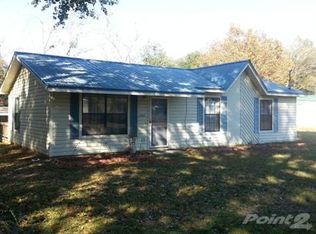 2704 Front St, Cottondale, FL 32431