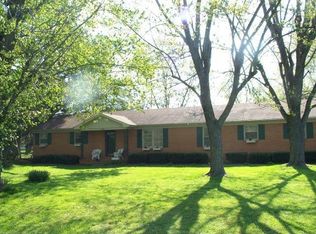 312 Skyline Park Dr, Hopkinsville, KY 42240