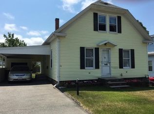 72 Jean St, Acushnet, MA 02743