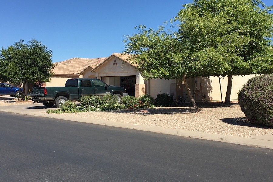 1st image of 3994 E Brighton Way