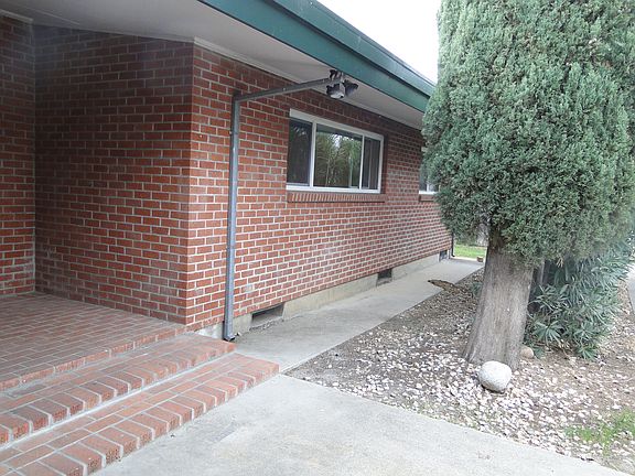 2nd image of 5568 Alicia Ave