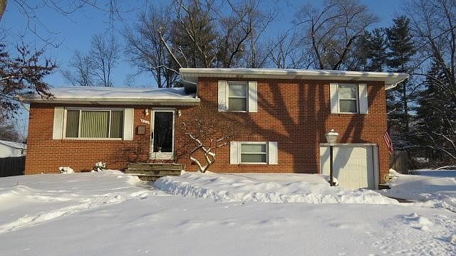 2nd image of 920 Brice Rd
