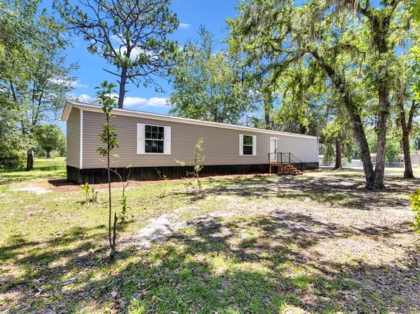 6891 Oak Ridge Cir, Blackshear, GA 31516