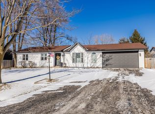 610 W Wegner Rd, McHenry, IL 60051