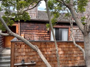461 Dela Vina Ave APT 207, Monterey, CA