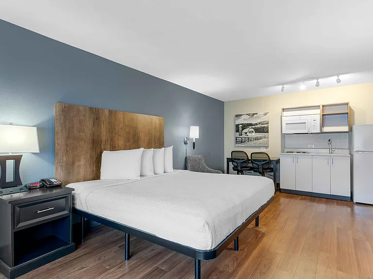Studio Suite - 1 King Bed