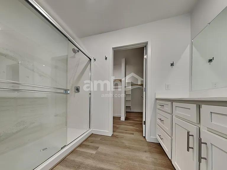 8225 S 21st Dr — Photo 12