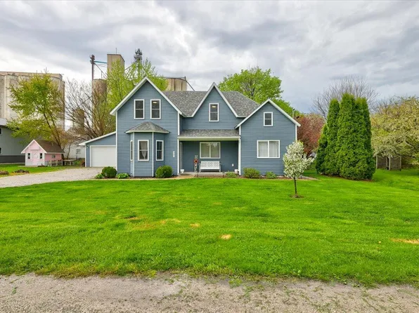 345 2nd St, Randall, IA 50231