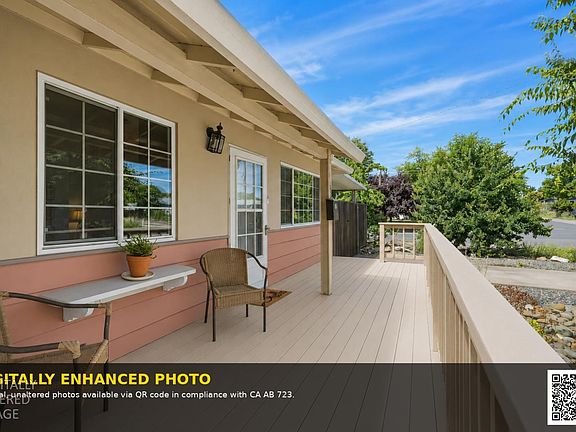 4th image of 8500 Wade Ct