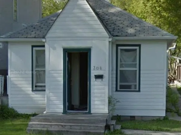 308 26th STREET, Saskatoon, SK S7L 0H7