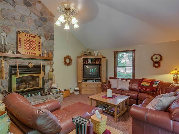 5th image of 58550 Eller Dr