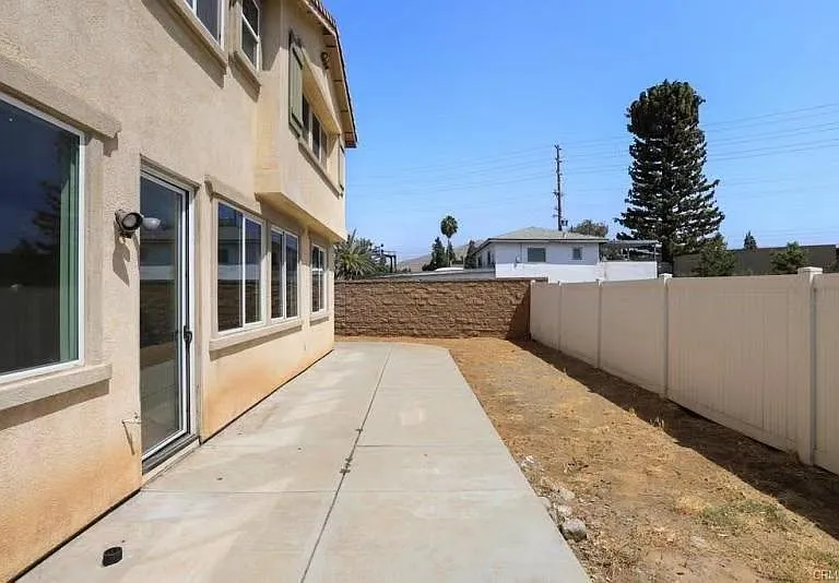 1824 Marlborough Ave — Photo 9