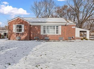 15365 Frazho Rd, Roseville, MI 48066