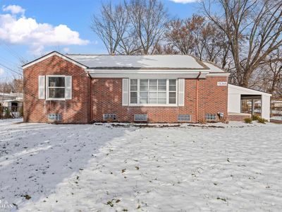 15365 Frazho Rd, Roseville, MI, 48066