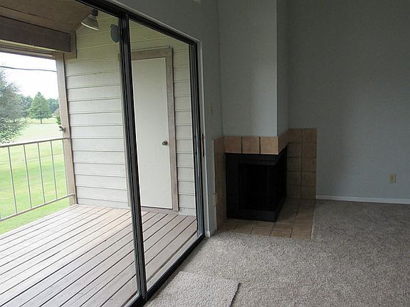 5th image of 8291 Sands Point Dr #184