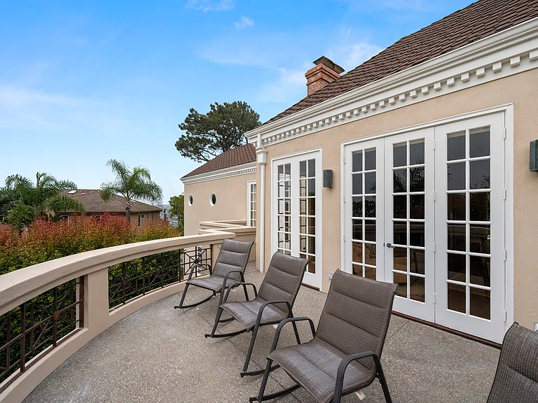 7612 Hillside Dr — Photo 16