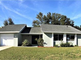 12 S Flag Dr, Kissimmee, FL 34759