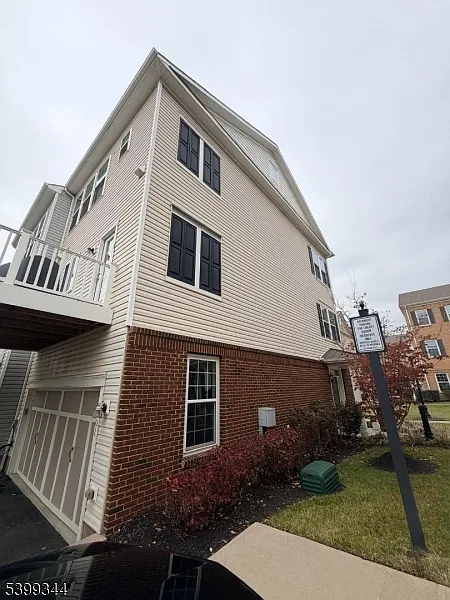 Building Photo - 101 Truman Dr