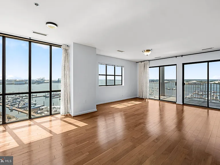 2702 Lighthouse Point E #E-738 — Photo 11