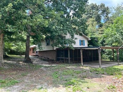 216 Belvue Dr, Mount Airy, NC, 27030