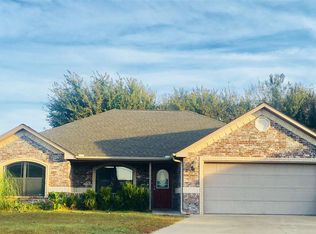 1111 E Crozier St, Perkins, OK 74059