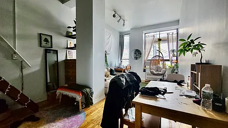 Rented by Julien Aractingi, LREB