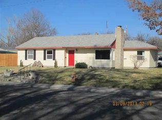 402 Ash Ave, Richland, WA 99352