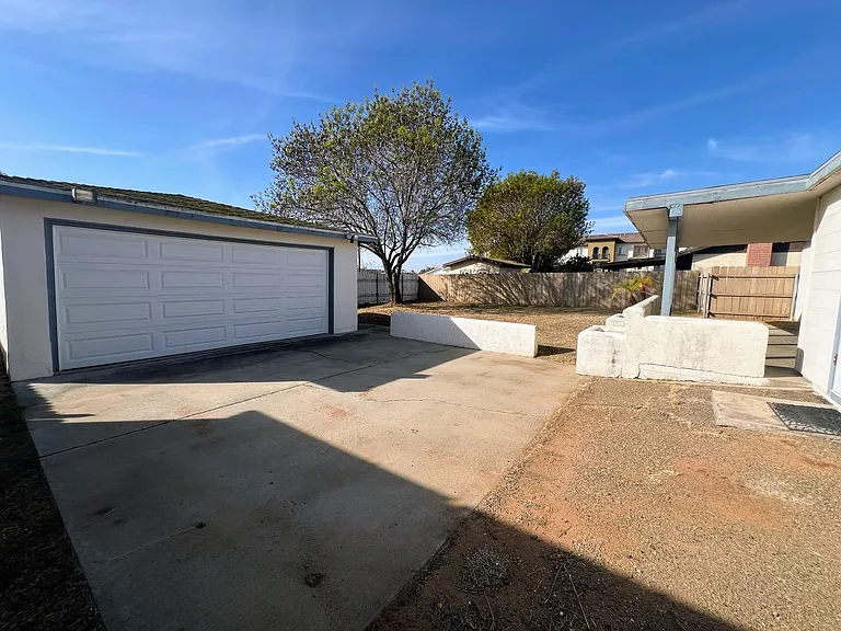 156 Date St — Photo 19