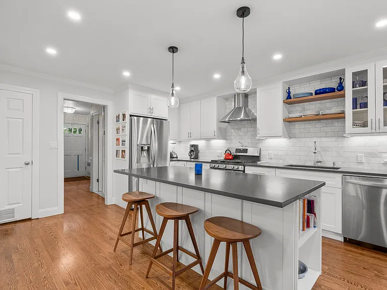 341 Orienta Ave — Photo 11