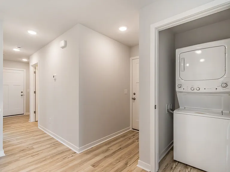 W219N16241 Primrose Ct #1 — Photo 10