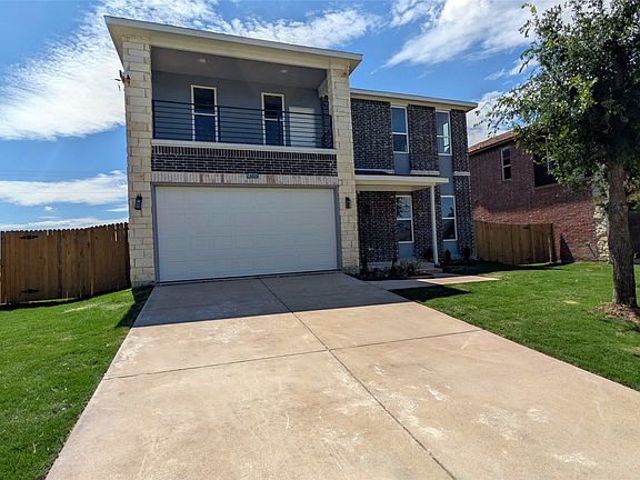 3rd image of 14804 Broadview Dr