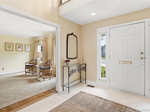 5th image of 4 Ellis Court