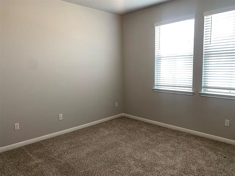2948 Sage Ranch Dr — Photo 17