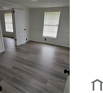 351 10th Ave — Photo 11