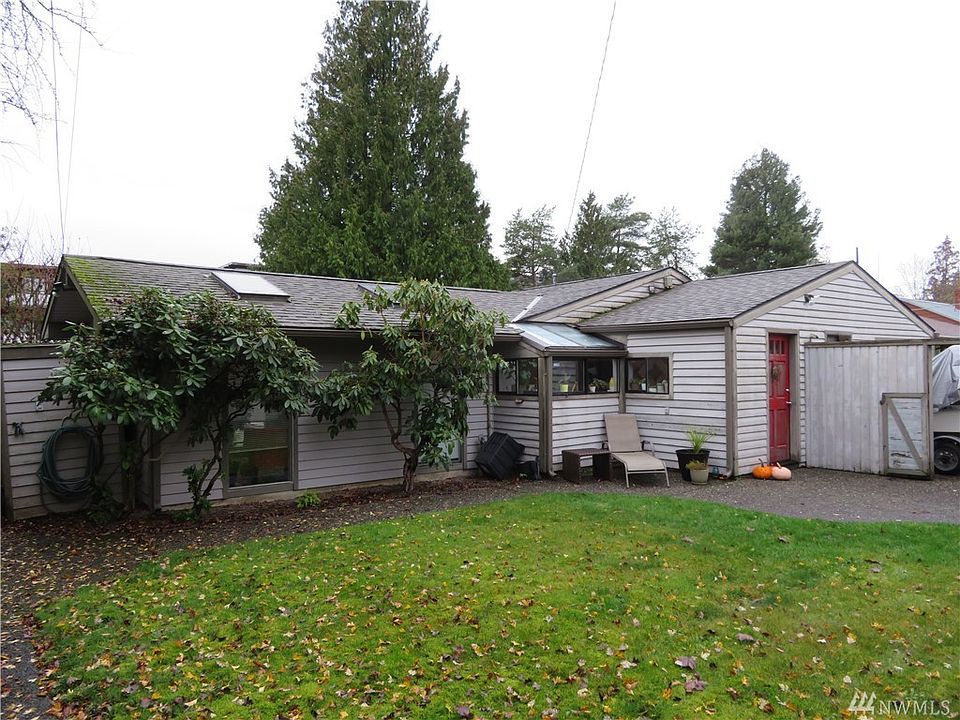 1st image of 12719 Phinney Ave N