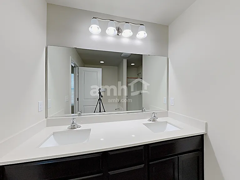 11033 191st Street Ct E — Photo 12