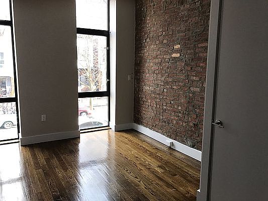 2nd image of 121 Woodbine St #2B