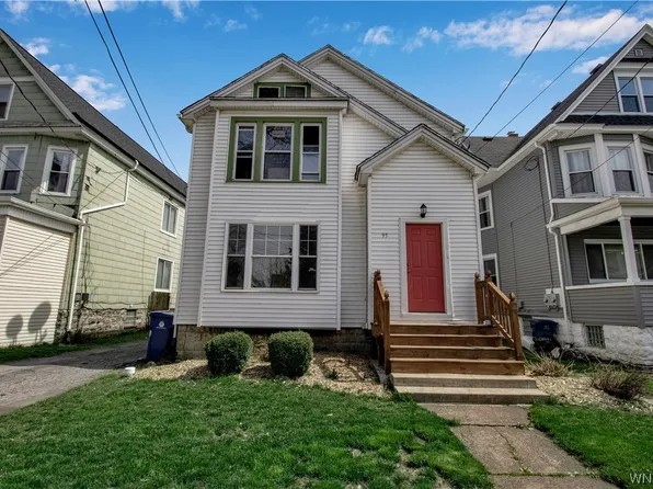 95 Riverview Pl, Buffalo, NY 14210