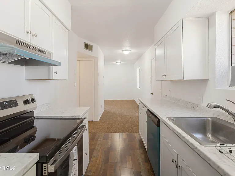 1280 Plaza Maria #B — Photo 5