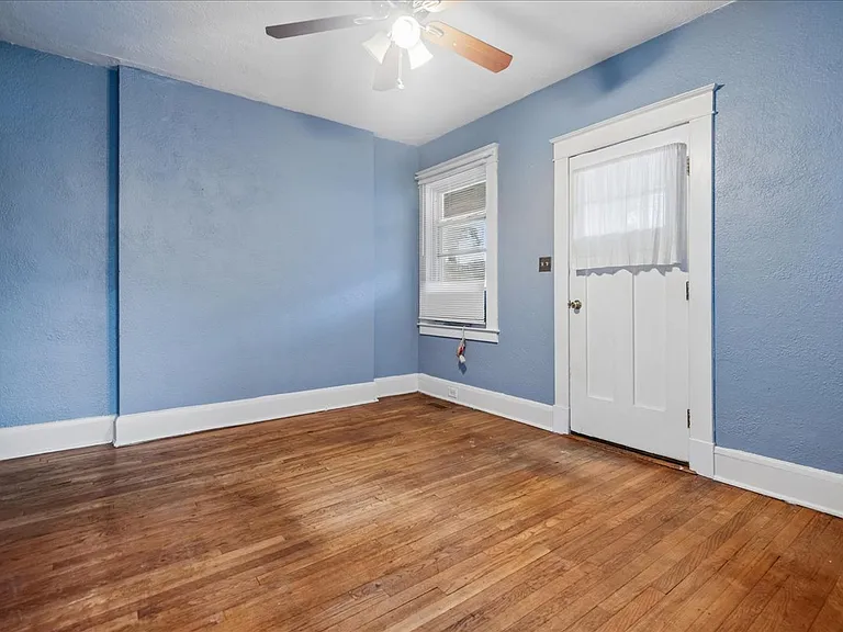 4007 Biddison Ln #1 — Photo 4