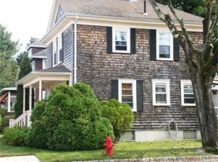 61 Church St, Fairhaven, MA 02719